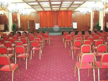 Gaweye Hotel Найамей Екстериор снимка